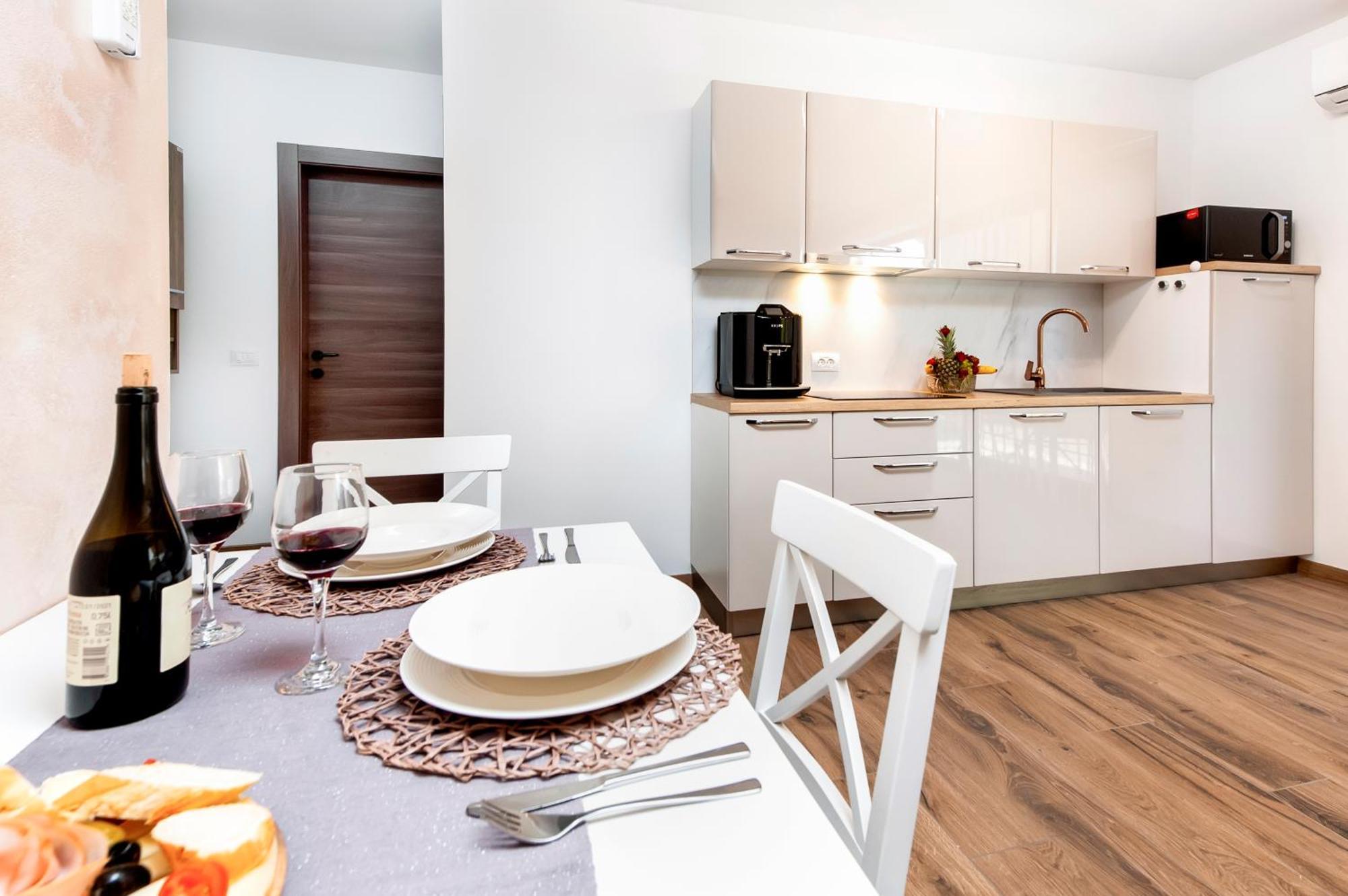 Apartman Lorena Rovinj Bagian luar foto