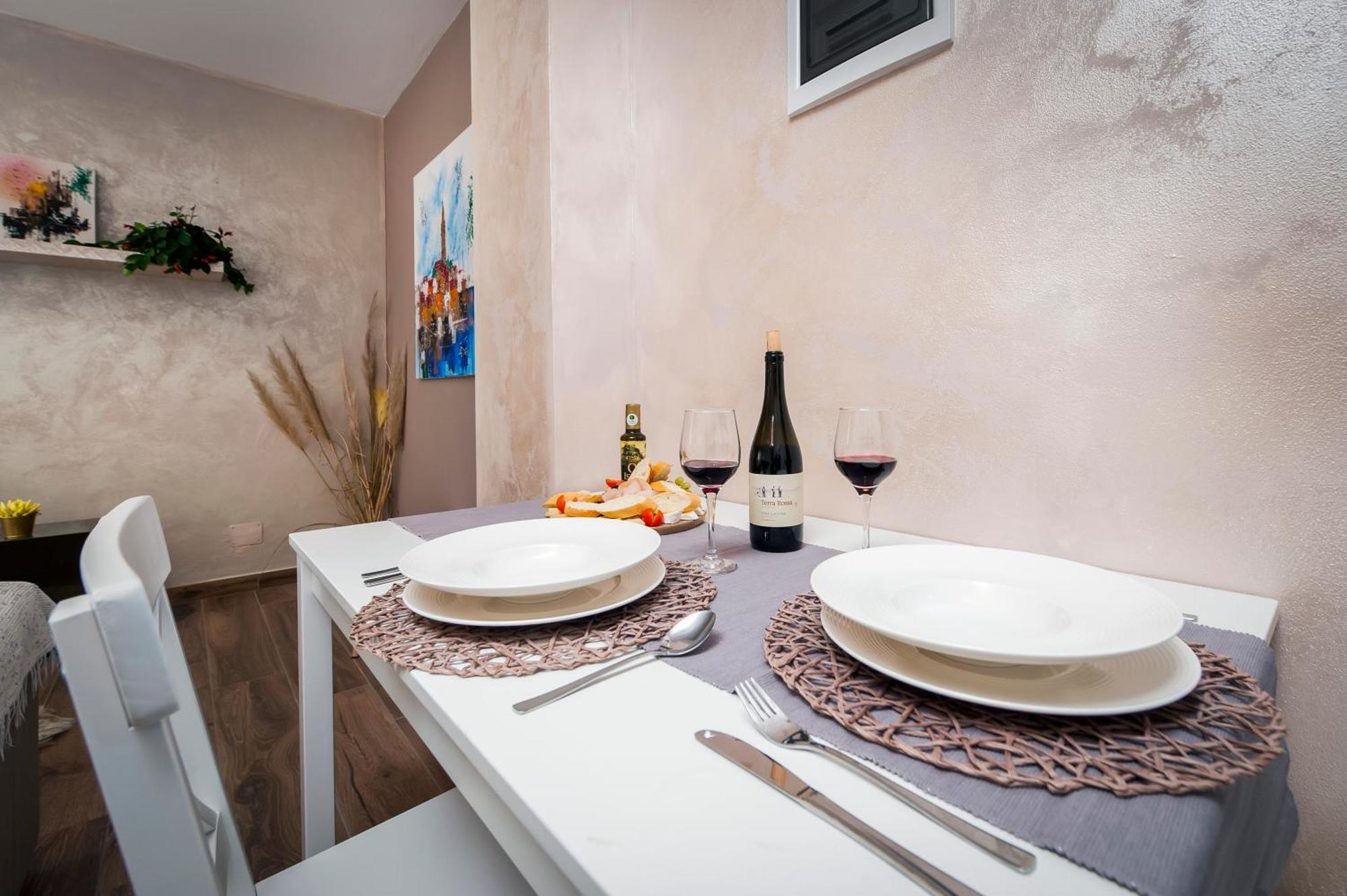 Apartman Lorena Rovinj Bagian luar foto