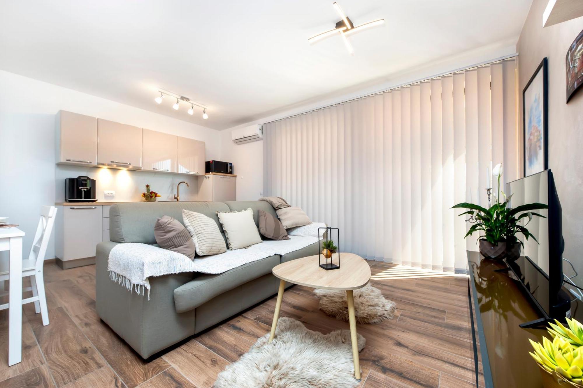 Apartman Lorena Rovinj Bagian luar foto